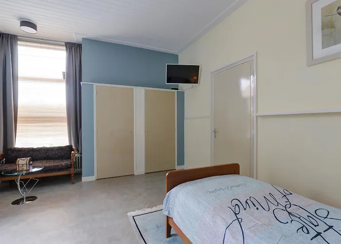 Centrum فندق مبيت وإفطار