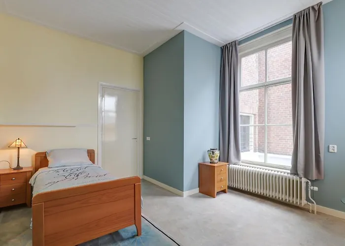 Centrum לינה וארוחת בוקר *